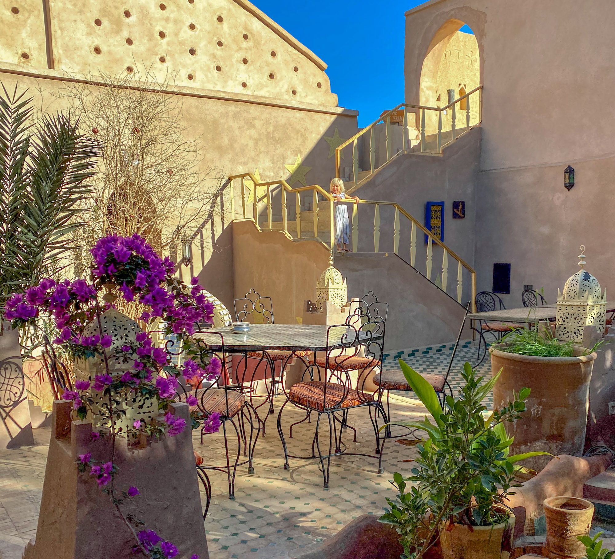 Pretty garden courtyard at the Hotel Kasbah Moyahut, Merzouga, Morocco