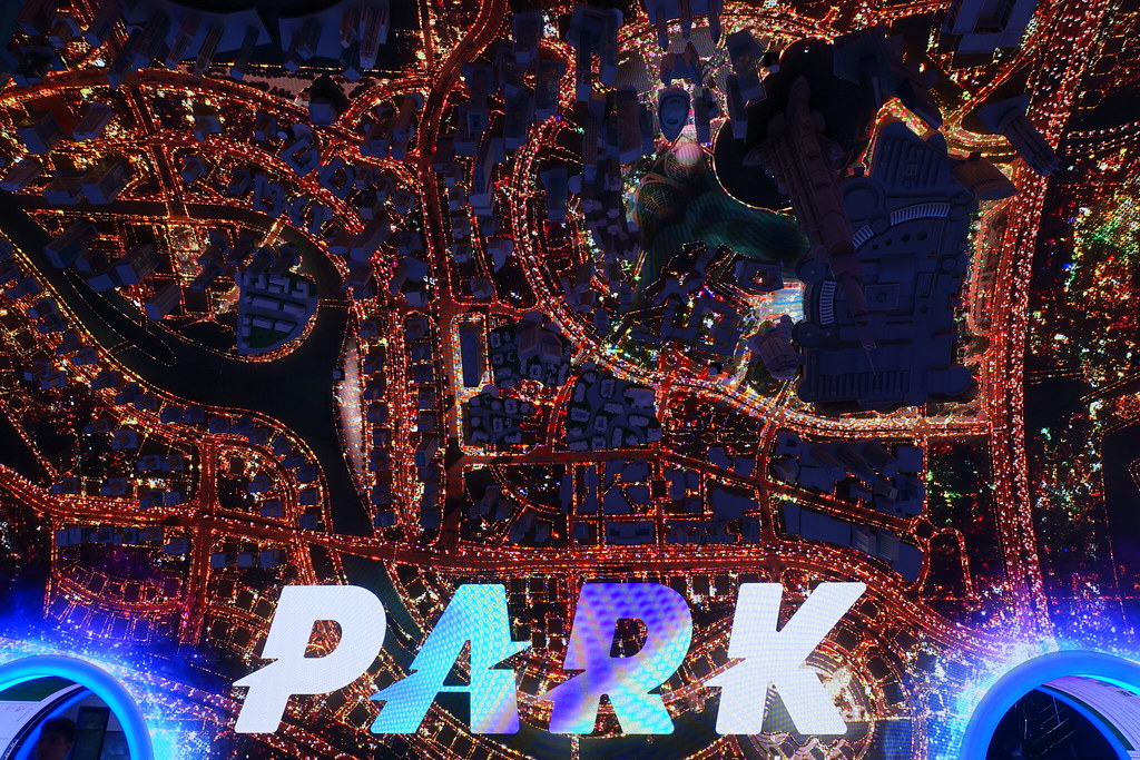 Illuminated sign of the word 'park'